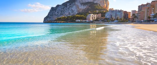 SOLO-resa till charmiga Calpe på Costa Blanca hero image