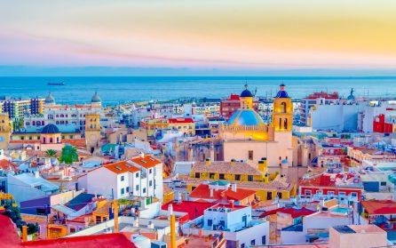 Flyg till Alicante med transfer till hotellet image