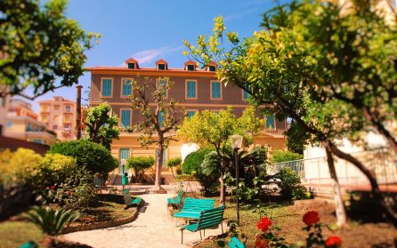 Flyg till Rivieran image