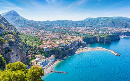 Koppla av vid poolen image